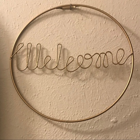 Round Gold “Welcome” Iron Wall Decor Sign, 8 in. - Picture 4 of 16